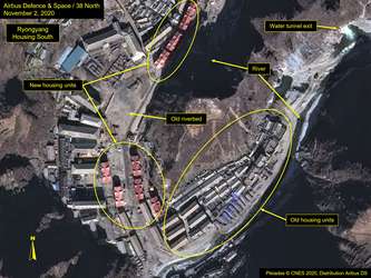 Fig17_Ryongyang Housing South_20 1102 AIR